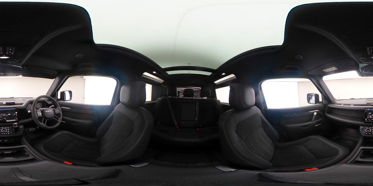 More views of Land Rover Defender 90