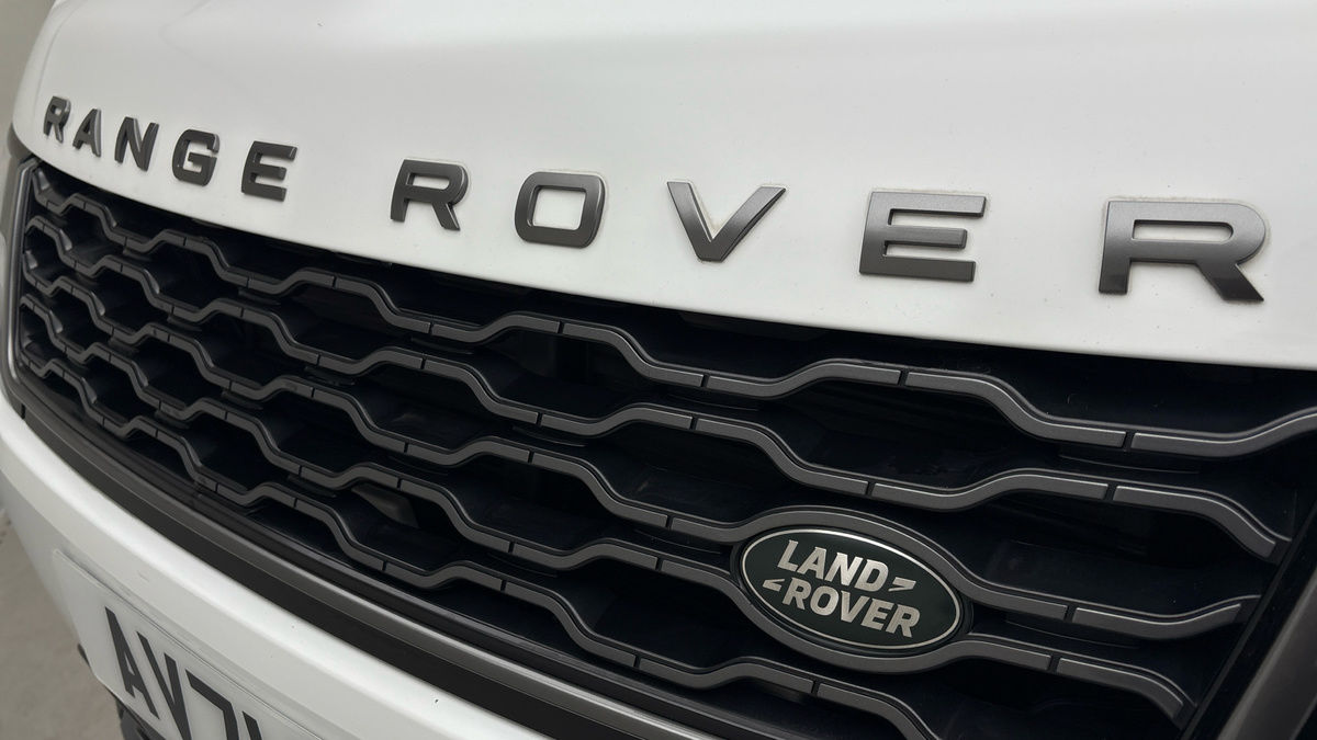 Land Rover Range Rover Sport Image 24