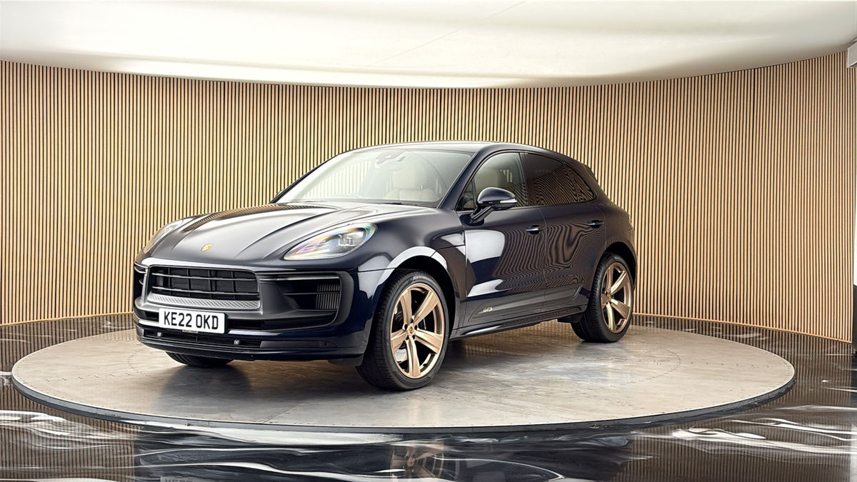 More views of Porsche Macan