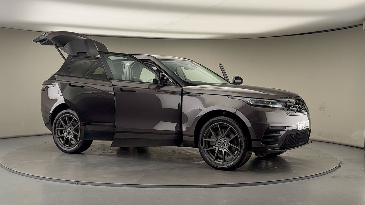 More views of Land Rover Range Rover Velar