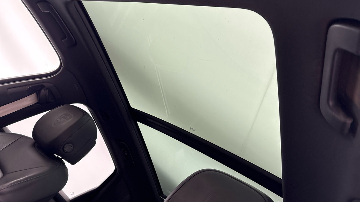 Porsche Cayenne Image 6