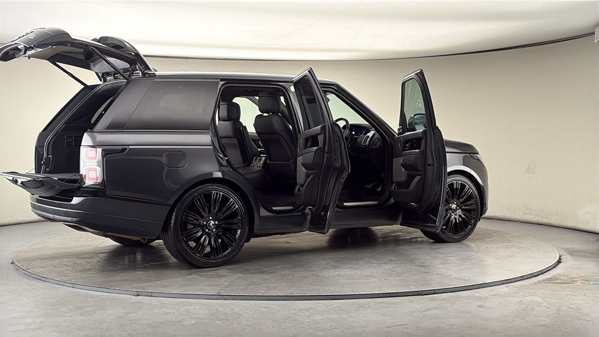 More views of Land Rover Range Rover
