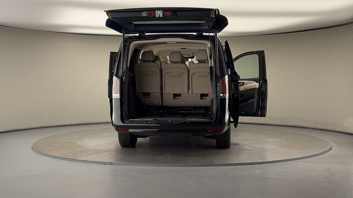 More views of Mercedes-Benz V Class