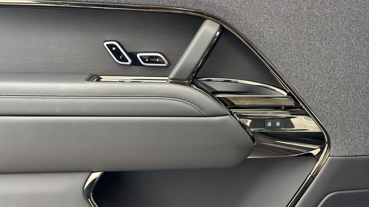 Land Rover Range Rover Sport Image 19