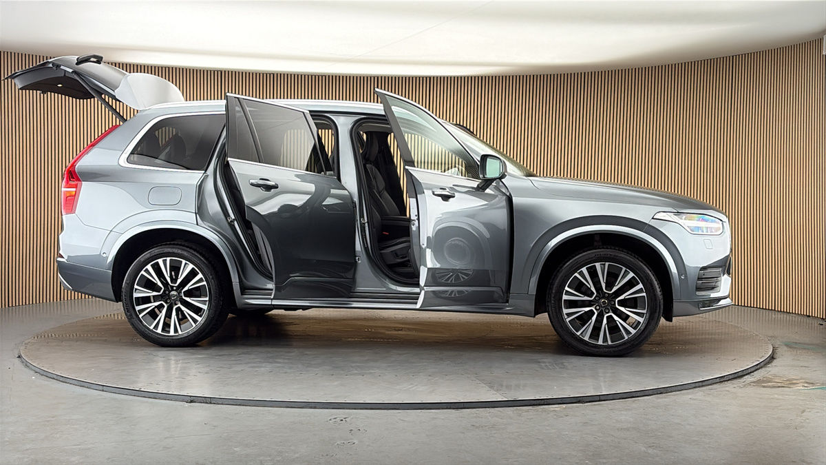 More views of Volvo XC90