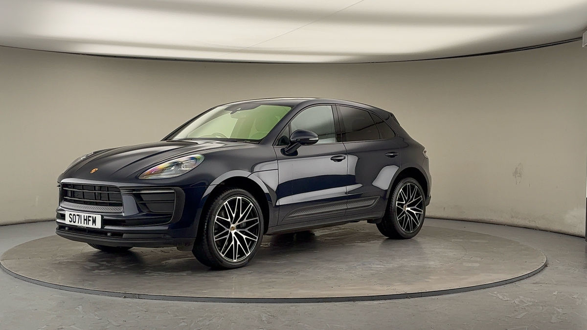 Porsche Macan Image 20
