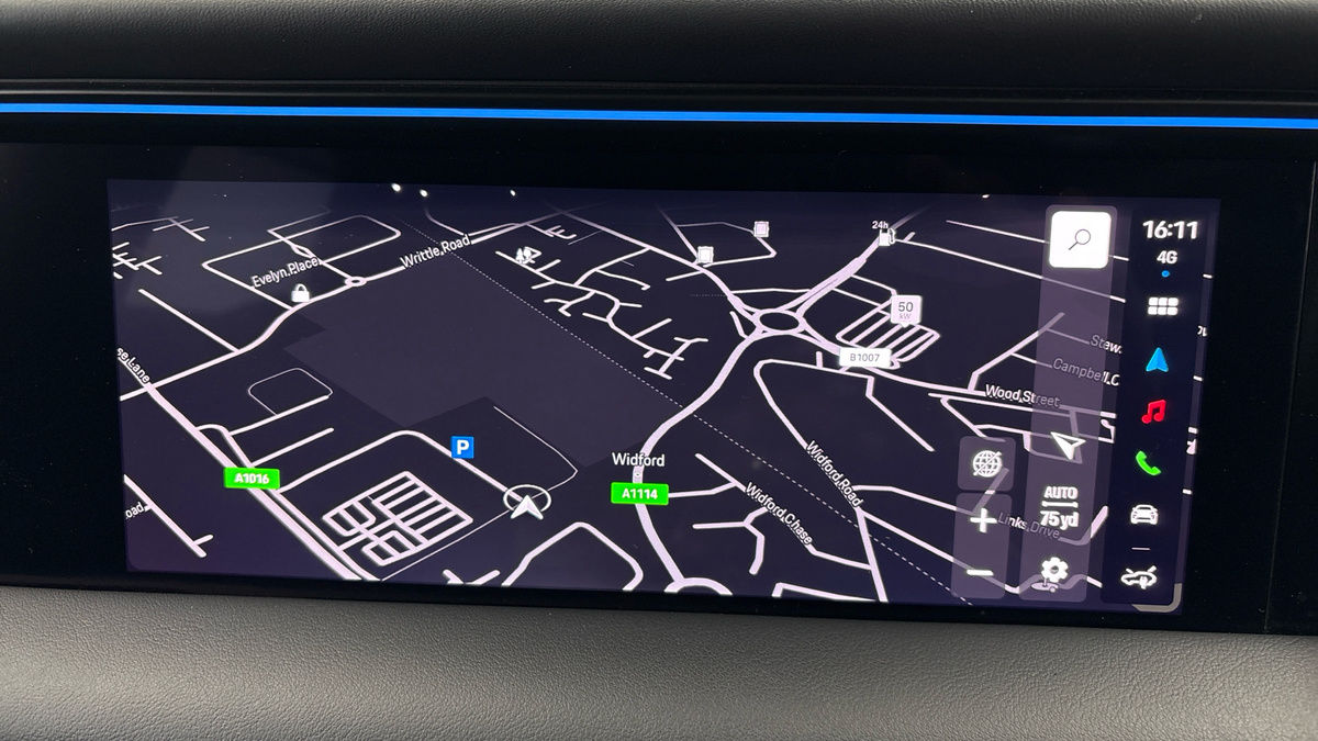 Porsche Macan Image 17