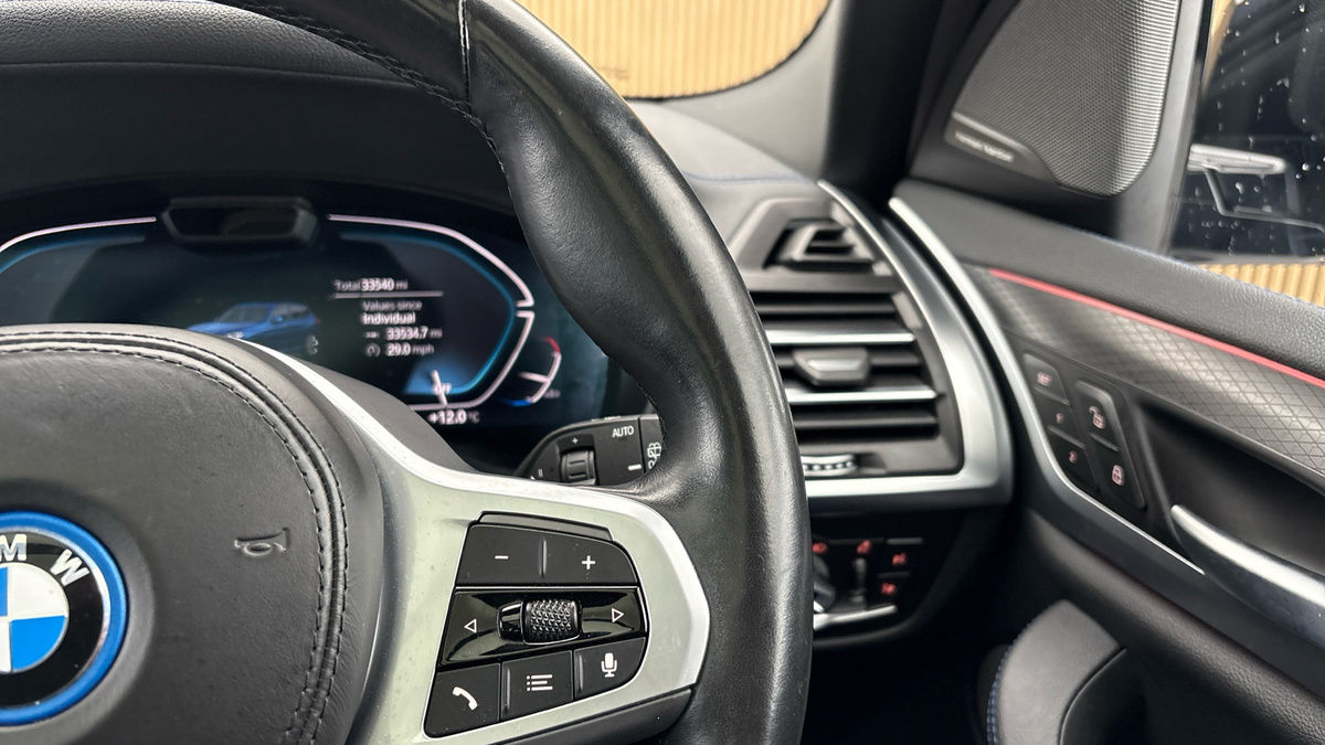 BMW iX3 Image 14