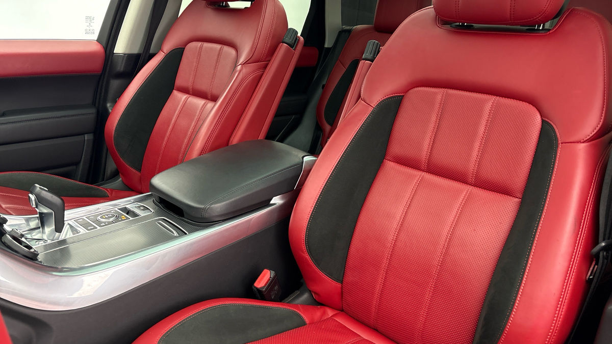 Land Rover Range Rover Sport Image 7