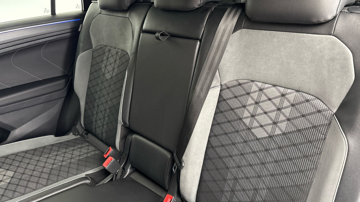 Volkswagen Tiguan Allspace Image 8