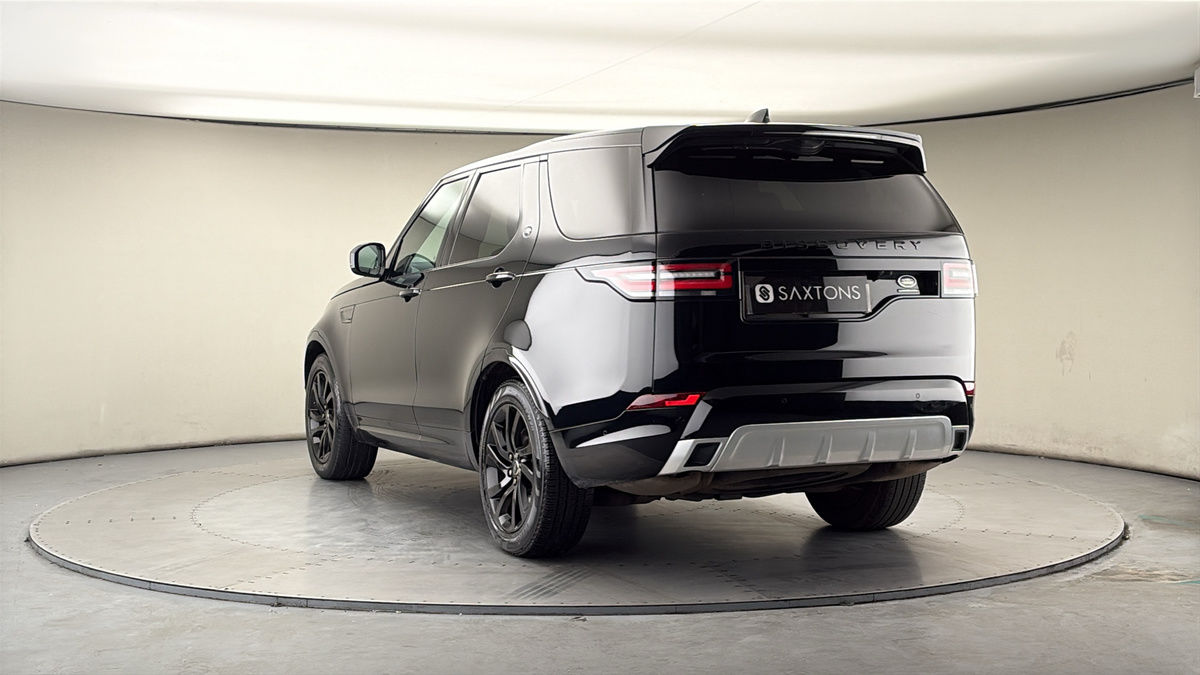 More views of Land Rover Discovery