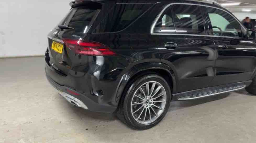 More views of Mercedes-Benz GLE