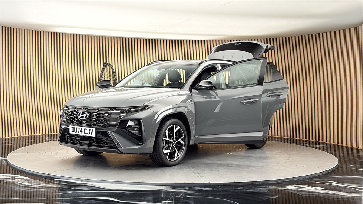 More views of Hyundai TUCSON