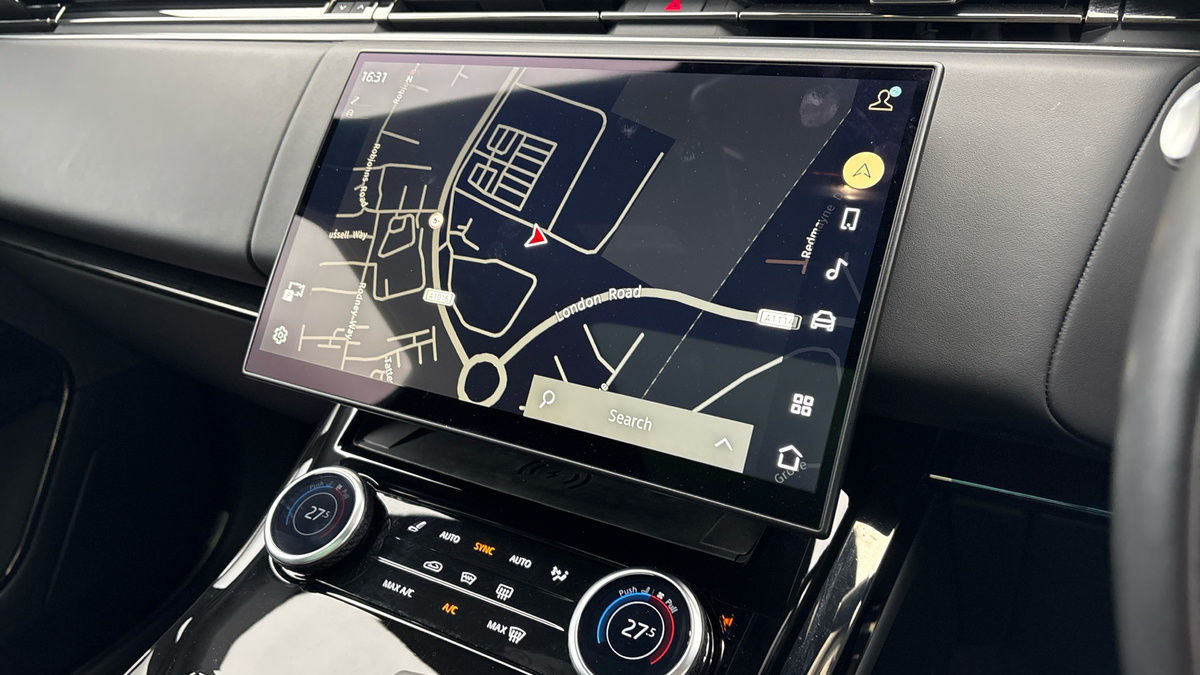 Land Rover Range Rover Sport Image 17