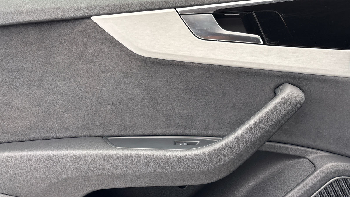Audi A5 Image 19