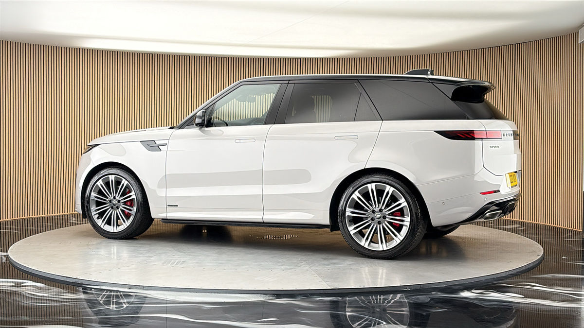 More views of Land Rover Range Rover Sport