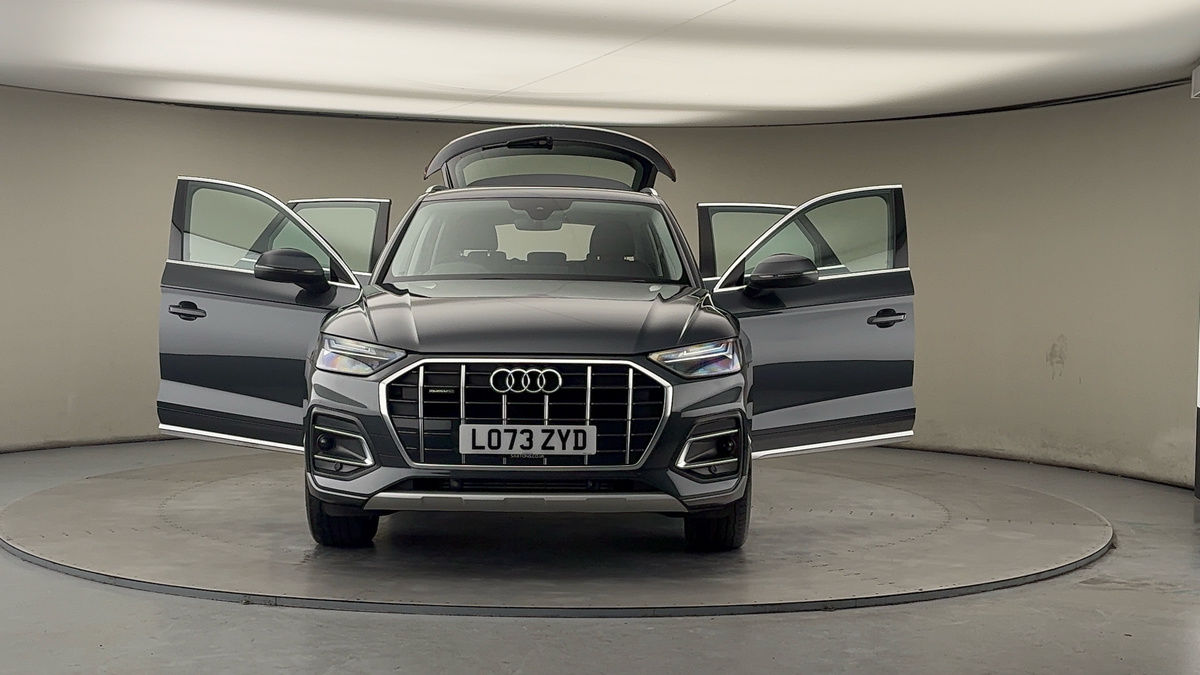 More views of Audi Q5