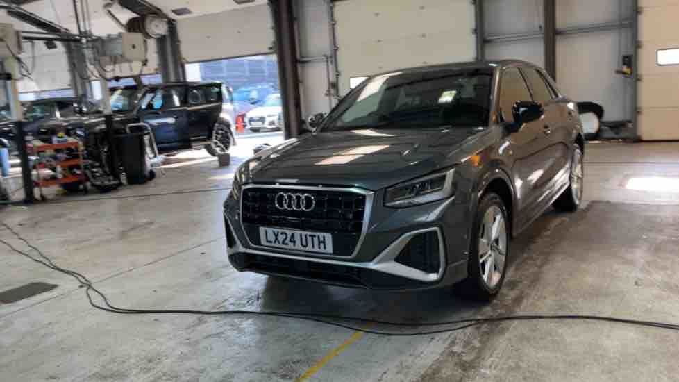 More views of Audi Q2