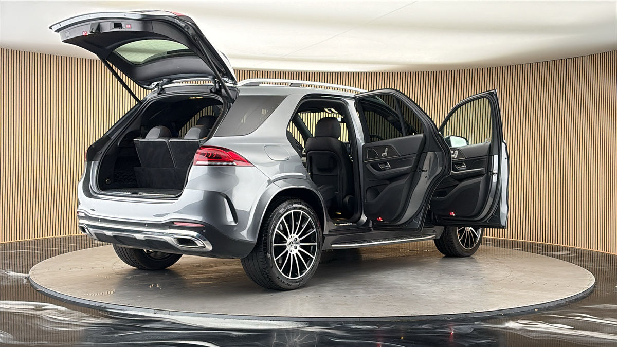 More views of Mercedes-Benz GLE