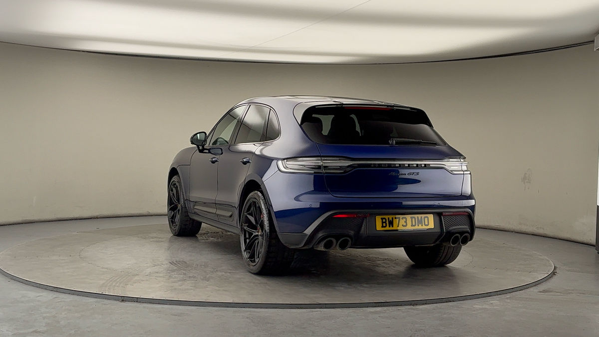 More views of Porsche Macan