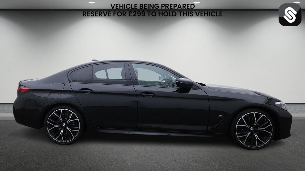 BMW 5 Series Image 5