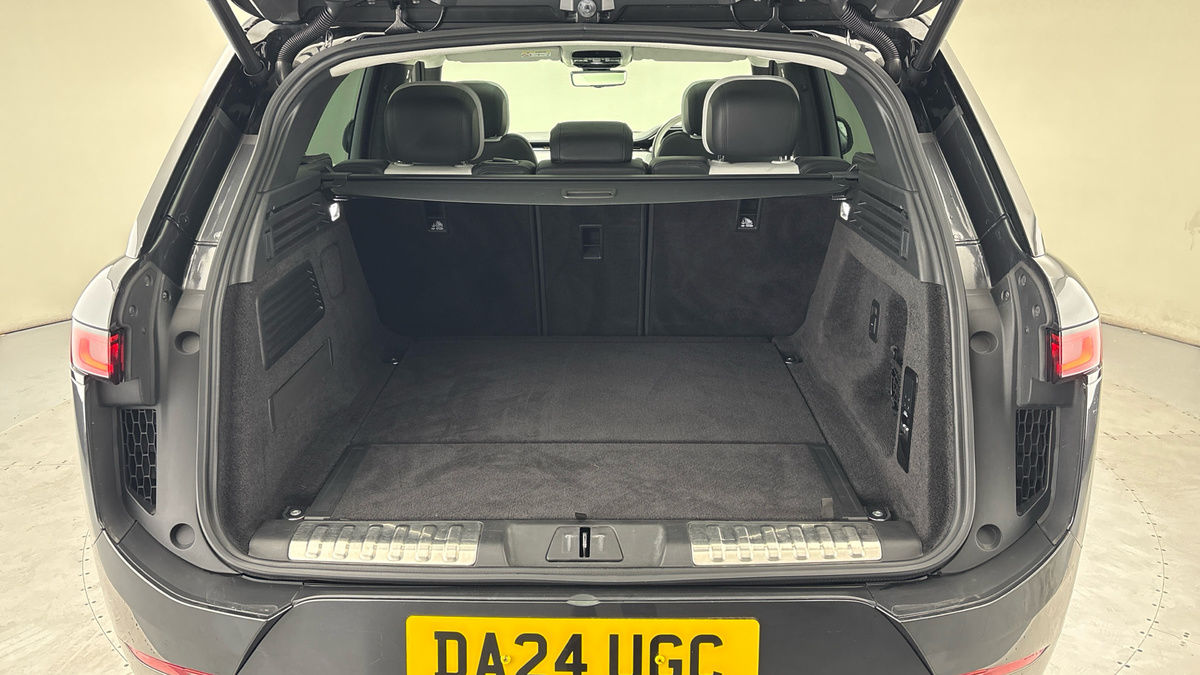 Land Rover Range Rover Sport Image 11