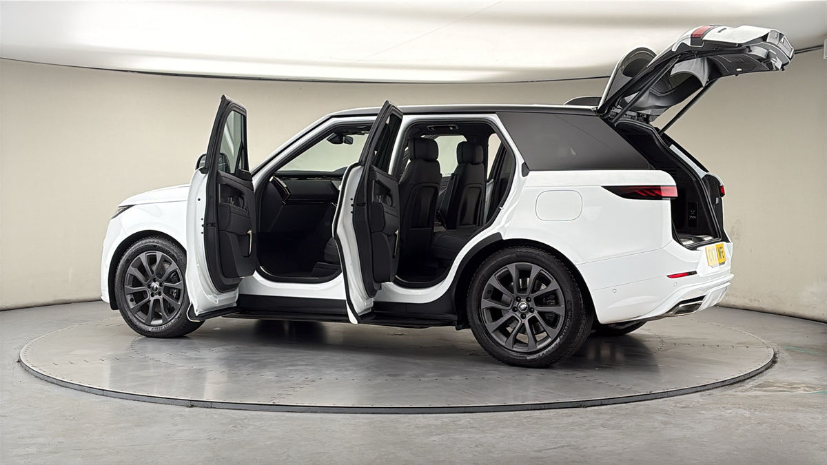 More views of Land Rover Range Rover Sport