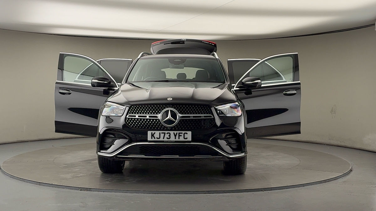 More views of Mercedes-Benz GLE