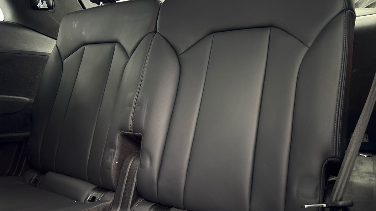 Audi Q7 Image 25