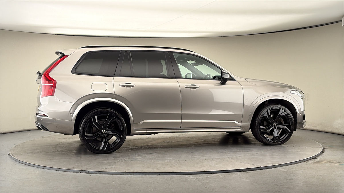 More views of Volvo XC90