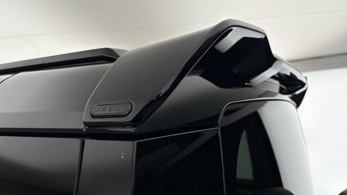 Land Rover Defender 110 Urban Image 29