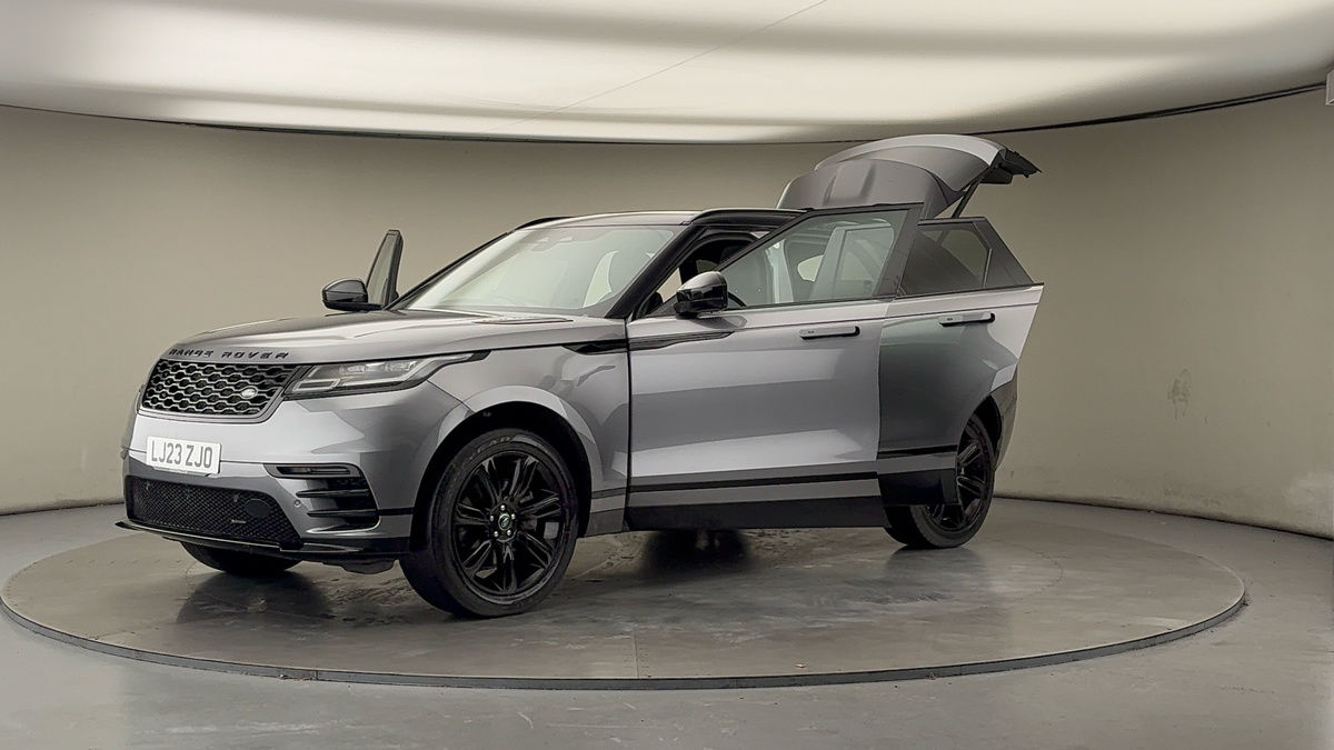 Land Rover Range Rover Velar Image 22