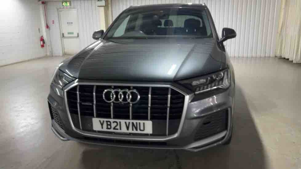 More views of Audi Q7