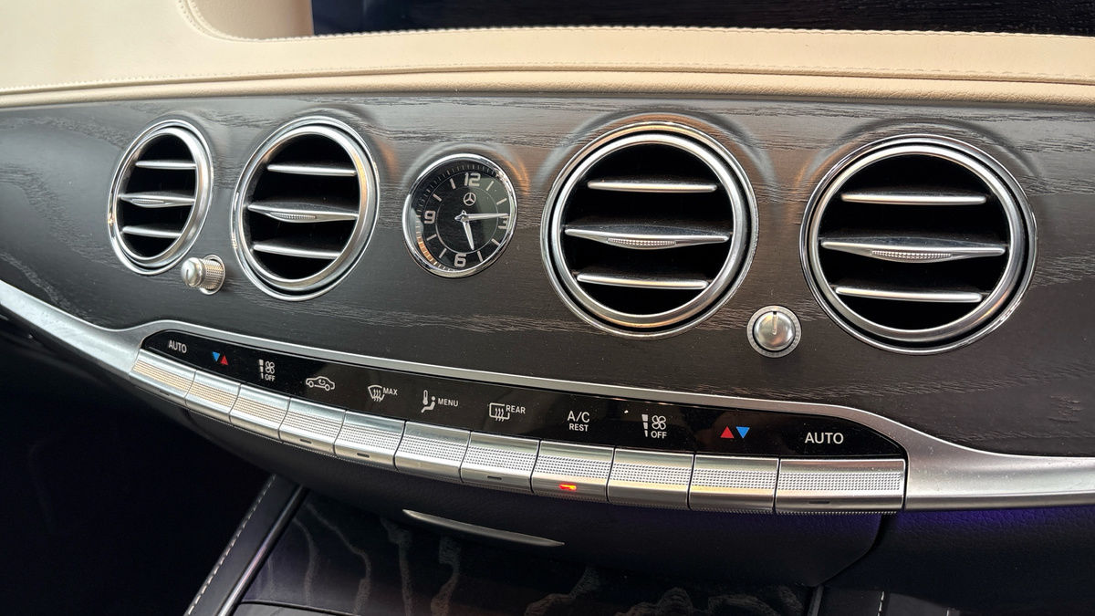 Mercedes-Benz S Class Image 29