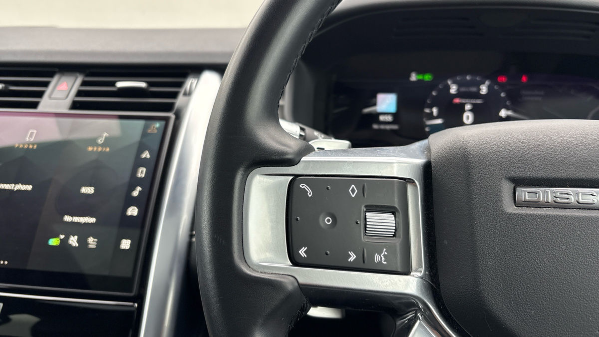 Land Rover Discovery Image 13