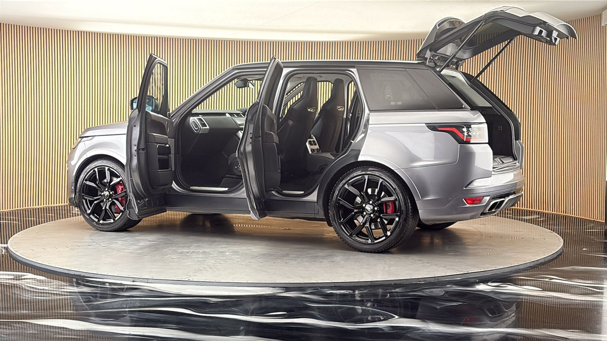 More views of Land Rover Range Rover Sport