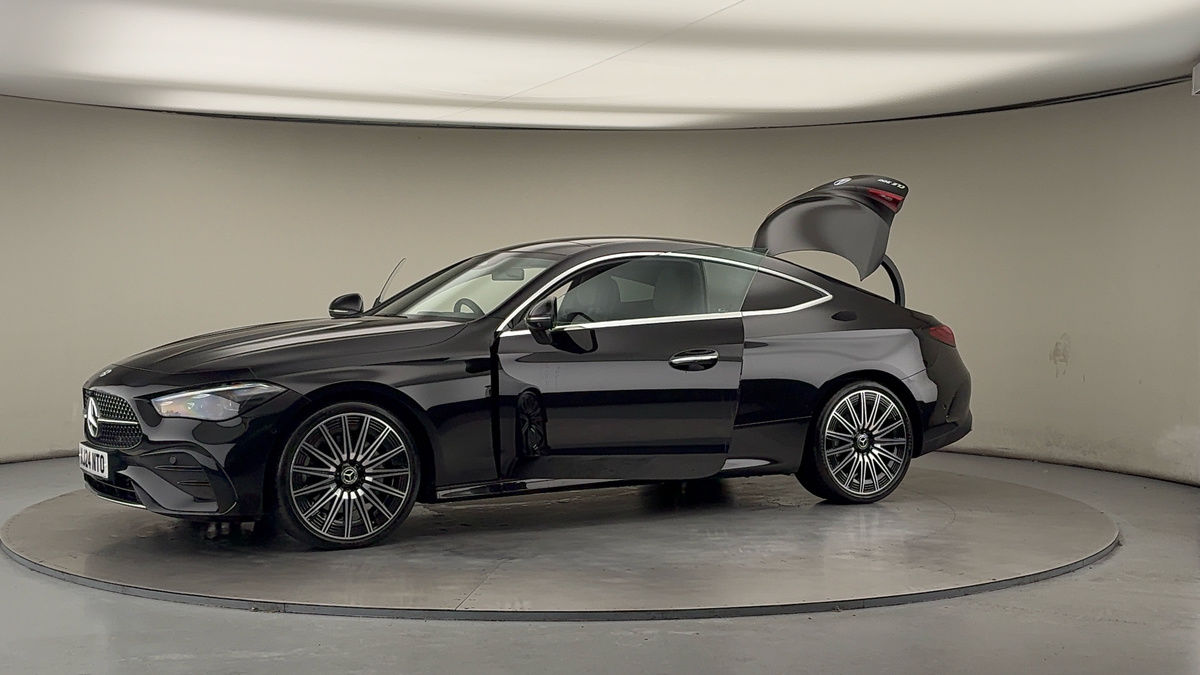 More views of Mercedes-Benz CLE