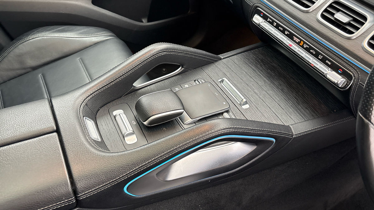 Mercedes-Benz GLE Image 18