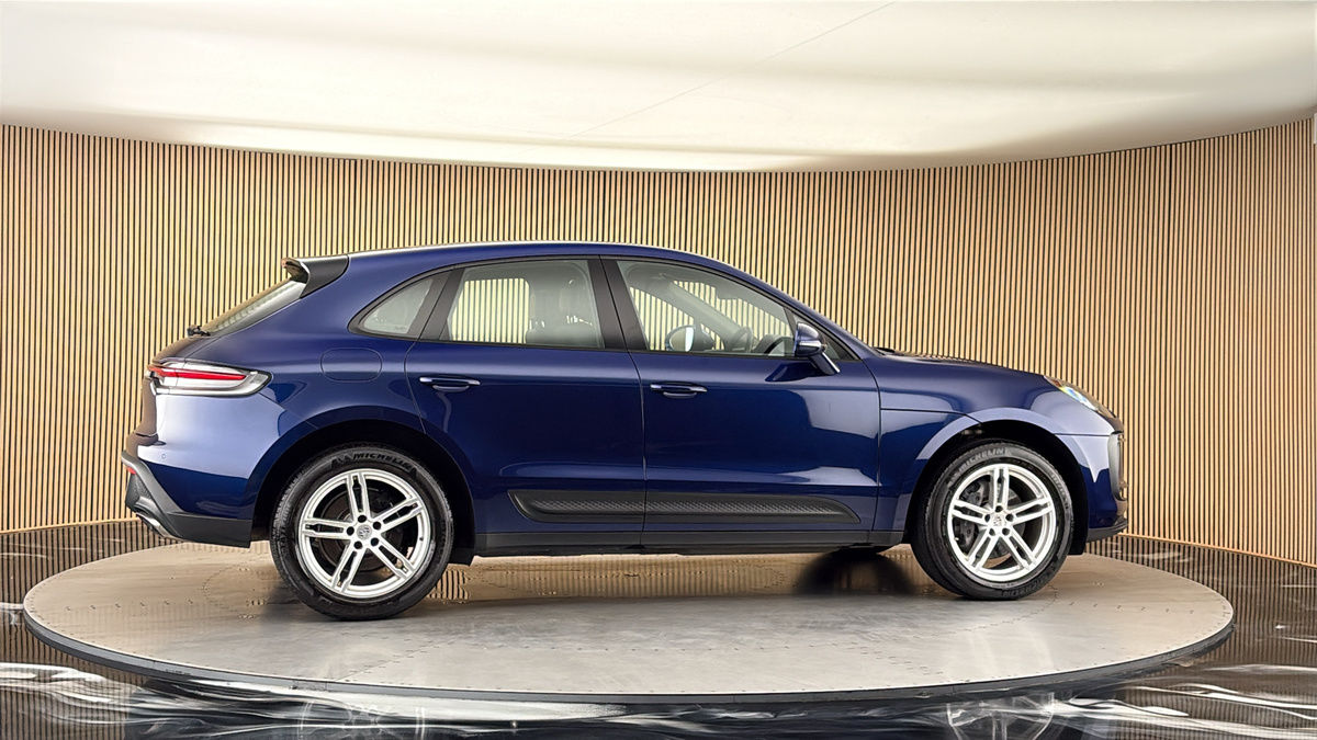 More views of Porsche Macan