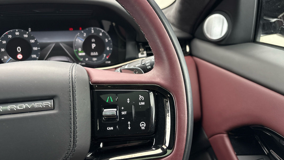 Land Rover Range Rover Evoque Image 14