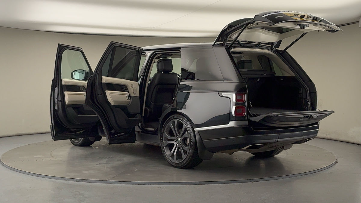 More views of Land Rover Range Rover