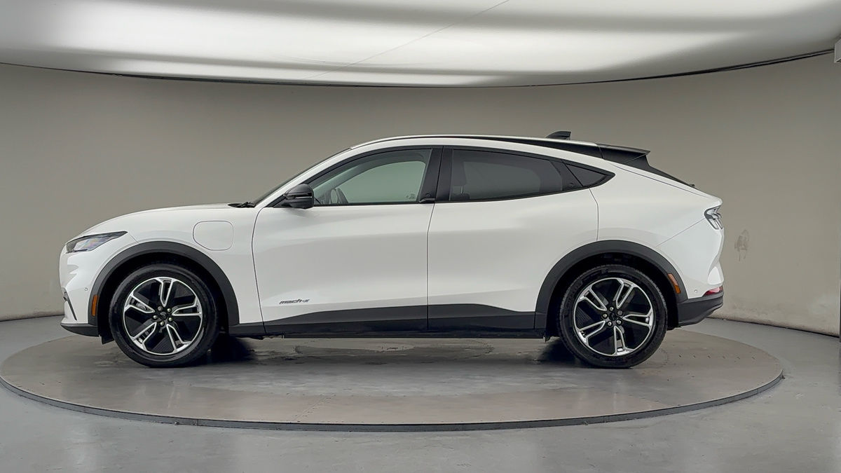 Ford Mustang Mach-E Image 16