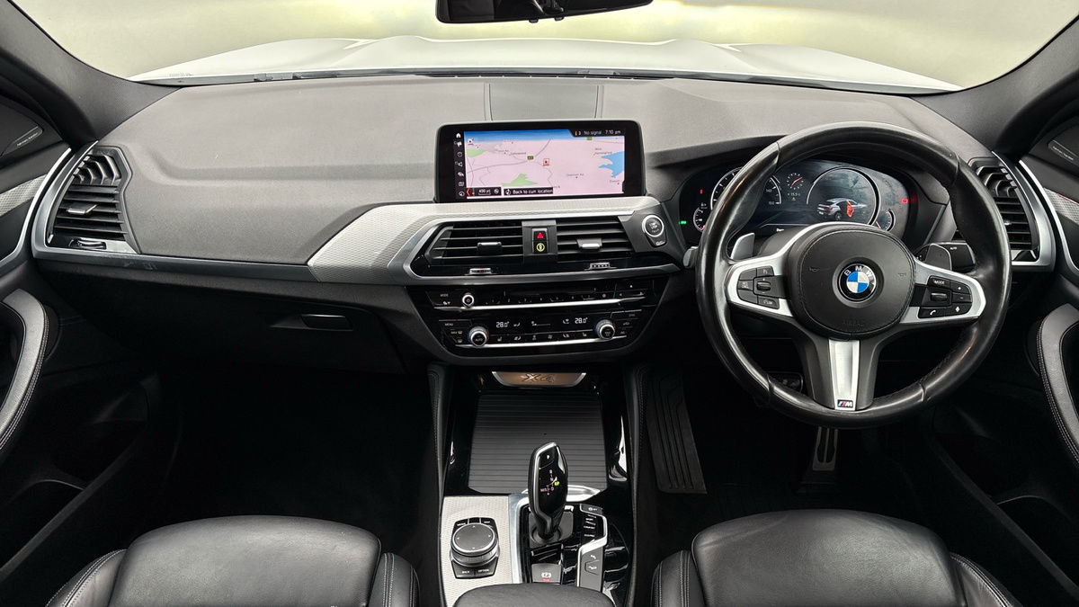 BMW X4 Image 12