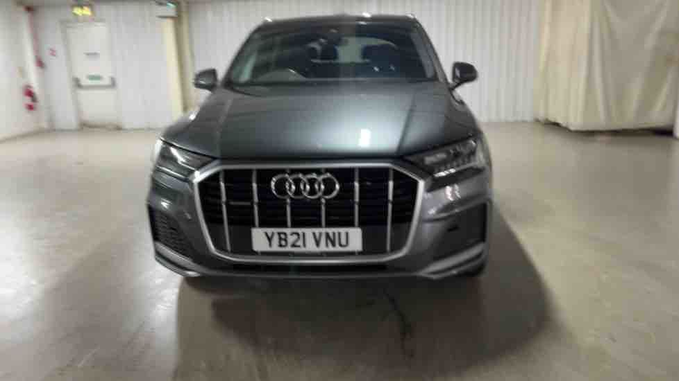 More views of Audi Q7