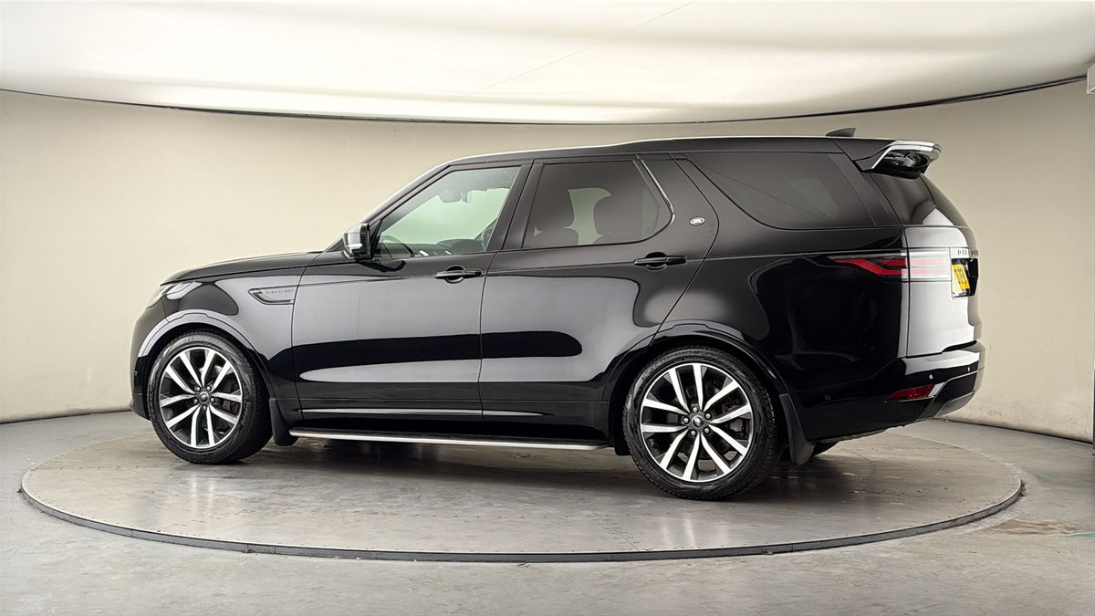 More views of Land Rover Discovery