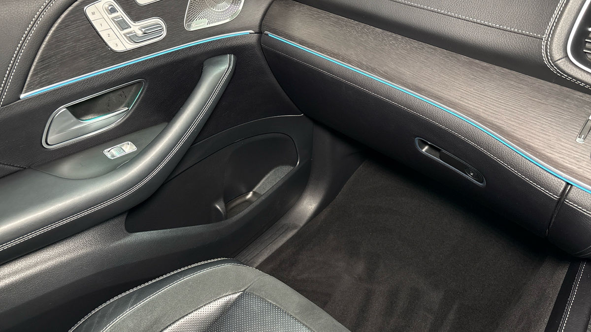 Mercedes-Benz GLE Image 24