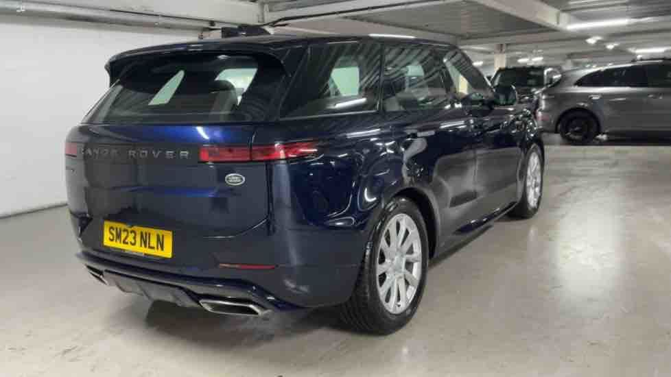 More views of Land Rover Range Rover Sport
