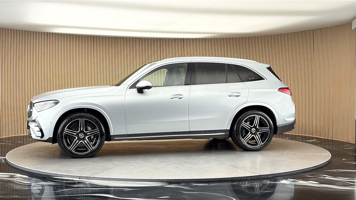 More views of Mercedes-Benz GLC