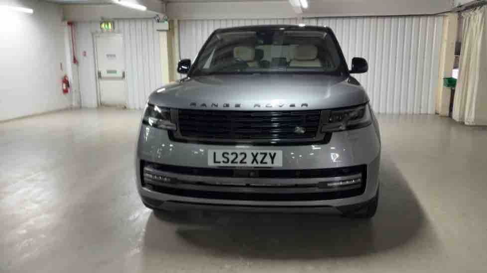 More views of Land Rover Range Rover