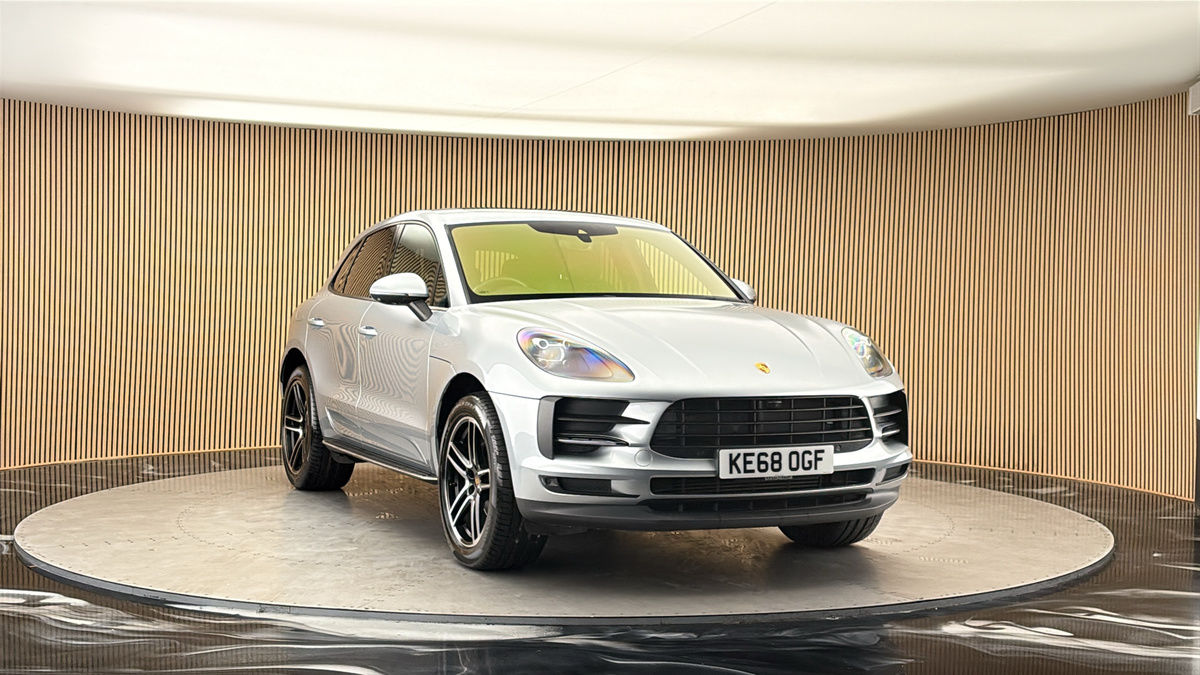 More views of Porsche Macan